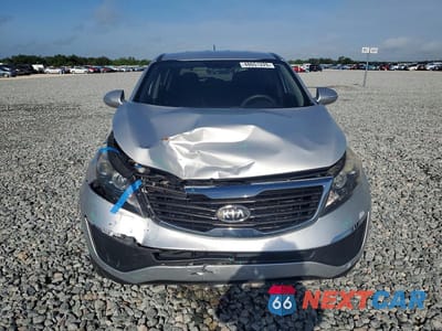 Piąte zdjęcie samochodu w środku: 2011 KIA SPORTAGE LX VIN:KNDPB3A29B7067393 - miniatura