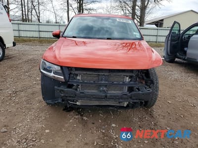 Piąte zdjęcie samochodu w środku: 2018 VOLKSWAGEN TIGUAN SE VIN:3VV2B7AX2JM114962 - miniatura