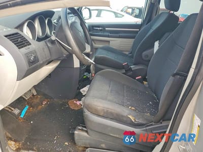 Zdjęcie 7 z 13 samochodu: 2010 DODGE GRAND CARAVAN SE VIN:2D4RN4DE2AR160946 - miniatura