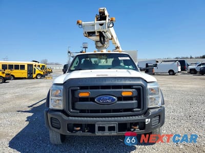 Piąte zdjęcie samochodu w środku: 2014 FORD F450 SUPER DUTY BUCKET TRUCK VIN:1FDUF4GT9EEA94473 - miniatura