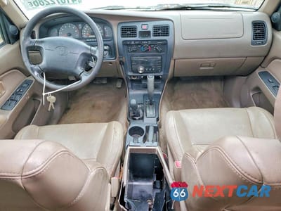 Zdjęcie 8 z 12 samochodu: 2001 TOYOTA 4RUNNER SR5 VIN:JT3HN86R910346157 - miniatura