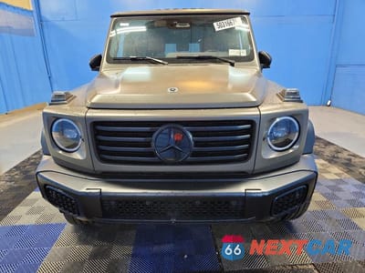 Piąte zdjęcie samochodu w środku: 2025 MERCEDES-BENZ G 580E VIN:W1NWM0AB9SX039056 - miniatura