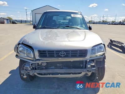 Piąte zdjęcie samochodu w środku: 1999 TOYOTA RAV4 VIN:JT3HP10V2X7128567 - miniatura