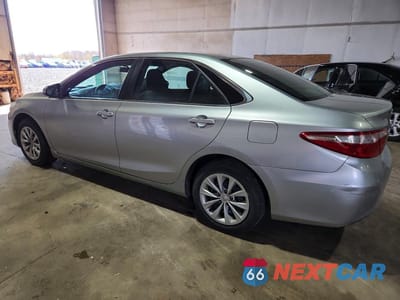 Drugie zdjęcie samochodu z przodu: 2015 TOYOTA CAMRY LE VIN:4T1BF1FK5FU494889 - miniatura