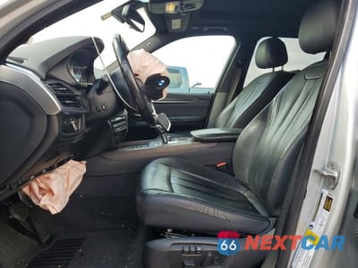 Zdjęcie 7 z 13 samochodu: 2017 BMW X5 SDRIVE35I VIN:5UXKR2C39H0U23170 - miniatura