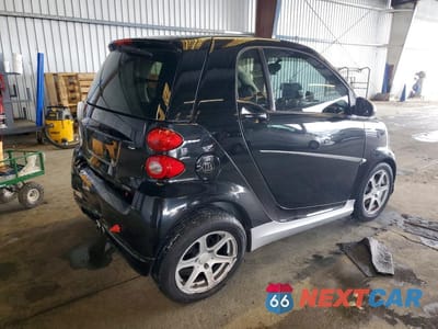 Trzecie zdjęcie samochodu z tyłu: 2009 SMART FORTWO PURE VIN:WMEEJ31XX9K257332 - miniatura