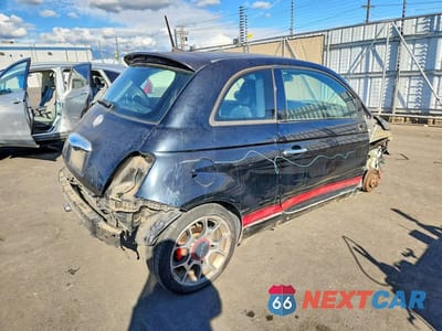 Trzecie zdjęcie samochodu z tyłu: 2015 FIAT 500 SPORT VIN:3C3CFFBR9FT507764 - miniatura