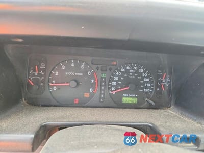 Zdjęcie 9 z 12 samochodu: 1998 ISUZU TROOPER VIN:JACDJ58XXW7916325 - miniatura