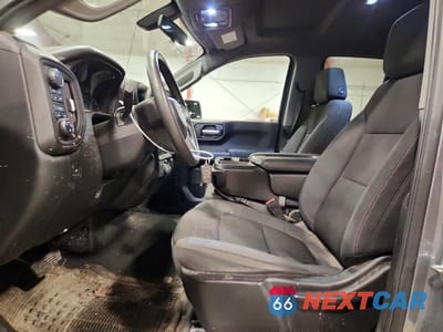 Zdjęcie 7 z 12 samochodu: 2021 CHEVROLET SILVERADO K1500 CUSTOM VIN:1GCRYBEK8MZ277549 - miniatura