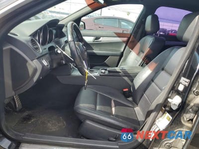 Zdjęcie 7 z 11 samochodu: 2014 MERCEDES-BENZ C 250 VIN:WDDGF4HB3EA964125 - miniatura