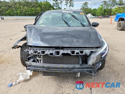 Piąte zdjęcie samochodu w środku: 2018 KIA FORTE LX VIN:3KPFK4A78JE224956 - miniatura