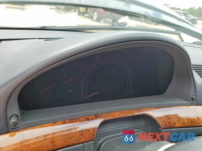 Zdjęcie 9 z 12 samochodu: 2001 MERCEDES-BENZ S 500 VIN:WDBNG75J41A185479 - miniatura