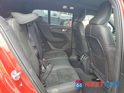 Zdjęcie 11 z 14 samochodu: 2022 VOLVO XC40 P8 RECHARGE PLUS VIN:YV4ED3UR1N2715317 - miniatura