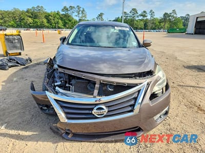 Piąte zdjęcie samochodu w środku: 2015 NISSAN ALTIMA 2.5 SV VIN:1N4AL3AP0FC448552 - miniatura