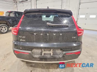 Zdjęcie 6 z 13 samochodu: 2020 VOLVO XC40 T5 MOMENTUM VIN:YV4162UK5L2323704 - miniatura