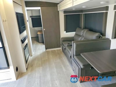 Piąte zdjęcie samochodu w środku: 2025 KEYSTONE COUGAR CAMPER VIN:4YDTCGM24SC501545 - miniatura