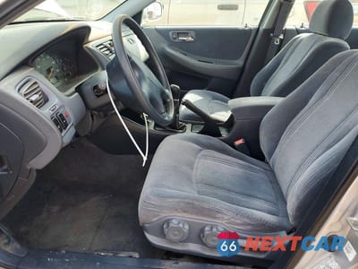 Zdjęcie 7 z 12 samochodu: 2000 HONDA ACCORD LX VIN:1HGCG6554YA106930 - miniatura