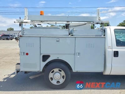 Zdjęcie 10 z 13 samochodu: 2008 FORD F350 SUPER DUTY UTILITY / SERVICE TRUCK VIN:1FTWF30528EA29441 - miniatura