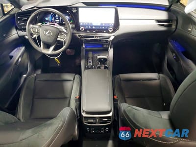 Zdjęcie 8 z 12 samochodu: 2025 LEXUS RX 450H+ LUXURY VIN:JTJCJMGA7S2034974 - miniatura