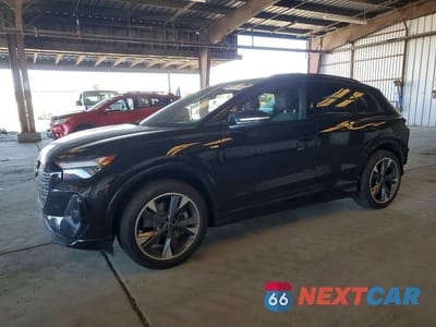 2024 AUDI Q4 E-TRON PREMIUM PLUS WA1LUBFZ7RP044398 - główne zdjęcie licytacji z USA - miniatura