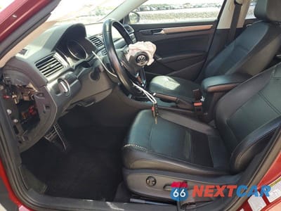 Zdjęcie 7 z 12 samochodu: 2017 VOLKSWAGEN PASSAT R-LINE VIN:1VWDT7A31HC027791 - miniatura