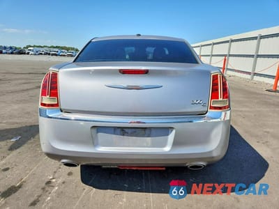 Zdjęcie 6 z 11 samochodu: 2011 CHRYSLER 300C VIN:2C3CA6CT4BH524600 - miniatura