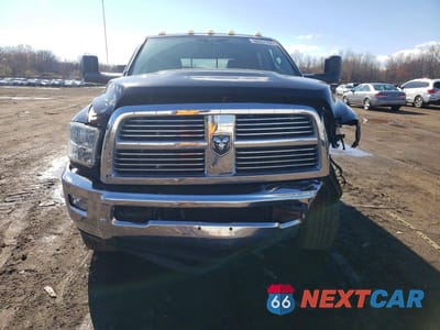 Piąte zdjęcie samochodu w środku: 2012 DODGE RAM 2500 SLT VIN:3C6UD5DL0CG158689 - miniatura