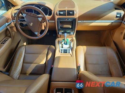 Zdjęcie 8 z 12 samochodu: 2006 PORSCHE CAYENNE S PLATINUM EDITION VIN:WP1AB29P76LA61135 - miniatura