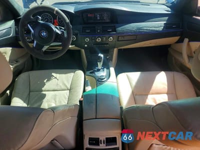 Zdjęcie 8 z 13 samochodu: 2008 BMW 535 XI VIN:WBANV93578CZ68297 - miniatura