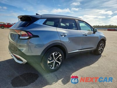 Trzecie zdjęcie samochodu z tyłu: 2025 KIA SPORTAGE EX VIN:5XYK3CDF3SG247851 - miniatura