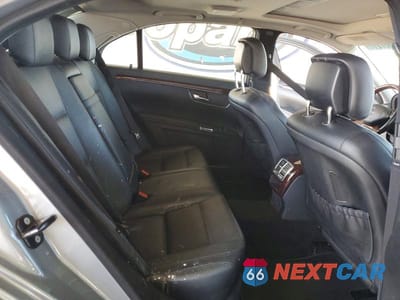 Zdjęcie 10 z 12 samochodu: 2012 MERCEDES-BENZ S 550 VIN:WDDNG7DB7CA436127 - miniatura
