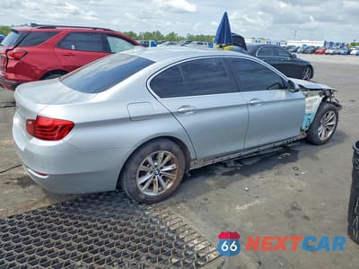 Trzecie zdjęcie samochodu z tyłu: 2015 BMW 528 XI VIN:WBA5A7C53FD620939 - miniatura