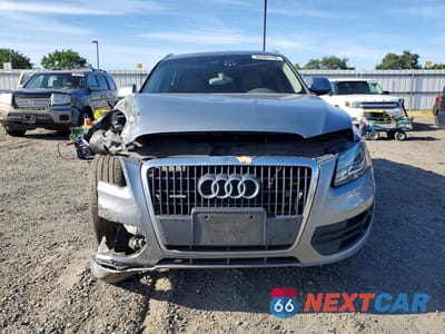 Piąte zdjęcie samochodu w środku: 2011 AUDI Q5 PREMIUM PLUS VIN:WA1LFAFP6BA053198 - miniatura