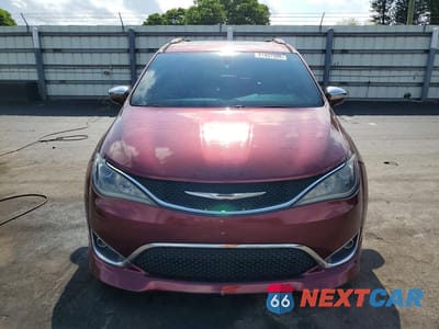 Piąte zdjęcie samochodu w środku: 2017 CHRYSLER PACIFICA LIMITED VIN:2C4RC1GG7HR689267 - miniatura