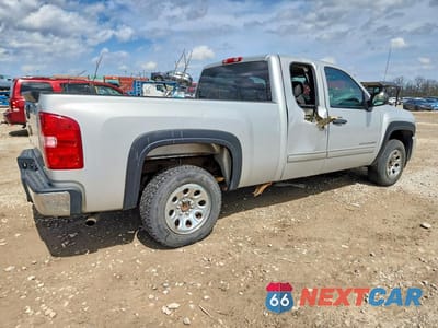Trzecie zdjęcie samochodu z tyłu: 2011 CHEVROLET SILVERADO C1500 LT VIN:1GCRCSEAXBZ234740 - miniatura