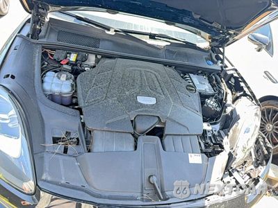 Zdjęcie 7 z 10 samochodu: 2021 PORSCHE CAYENNE VIN:WP1AA2AY9MDA03803 - miniatura