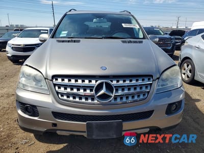 Piąte zdjęcie samochodu w środku: 2008 MERCEDES-BENZ ML 350 VIN:4JGBB86E18A362599 - miniatura