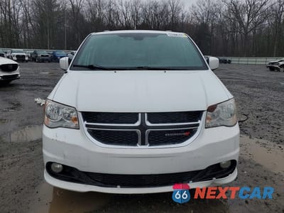 Piąte zdjęcie samochodu w środku: 2019 DODGE GRAND CARAVAN SXT VIN:2C4RDGCG2KR783800 - miniatura