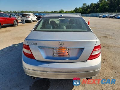 Zdjęcie 6 z 12 samochodu: 2008 MERCEDES-BENZ C 300 VIN:WDDGF54X78F054198 - miniatura