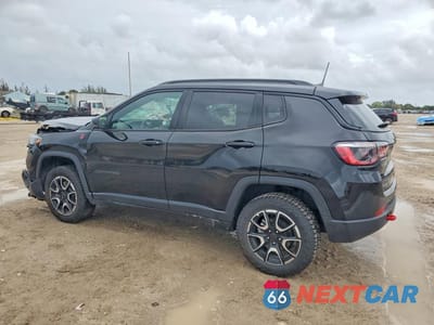 Drugie zdjęcie samochodu z przodu: 2025 JEEP COMPASS TRAILHAWK VIN:3C4NJDDN4ST604222 - miniatura