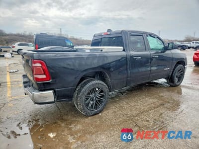 Trzecie zdjęcie samochodu z tyłu: 2019 RAM 1500 BIG HORN VIN:1C6SRFBT6KN515817 - miniatura