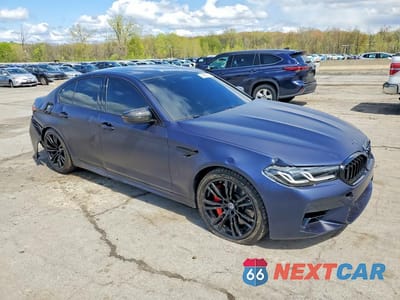 Czwarte zdjęcie samochodu z boku: 2023 BMW M5 VIN:WBS83CH0XPCM82445 - miniatura