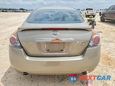 Zdjęcie 6 z 12 samochodu: 2007 NISSAN ALTIMA 3.5 SE VIN:1N4BL21E67C197695 - miniatura