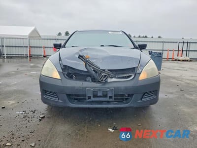 Piąte zdjęcie samochodu w środku: 2007 HONDA ACCORD EX VIN:1HGCM56747A033091 - miniatura
