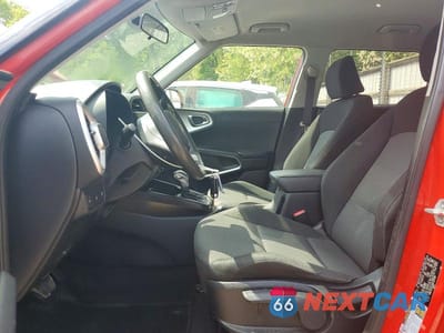 Zdjęcie 7 z 12 samochodu: 2021 KIA SOUL LX VIN:KNDJ23AU3M7125198 - miniatura