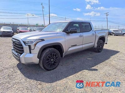 2025 TOYOTA TUNDRA LIMITED 5TFWA5DB5SX244091 - główne zdjęcie licytacji z USA - miniatura