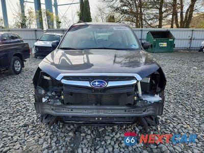 Piąte zdjęcie samochodu w środku: 2018 SUBARU FORESTER 2.5I VIN:JF2SJABC4JH585415 - miniatura