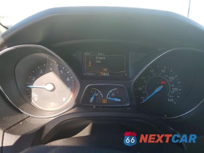 Zdjęcie 9 z 12 samochodu: 2015 FORD FOCUS SE VIN:1FADP3F2XFL262810 - miniatura