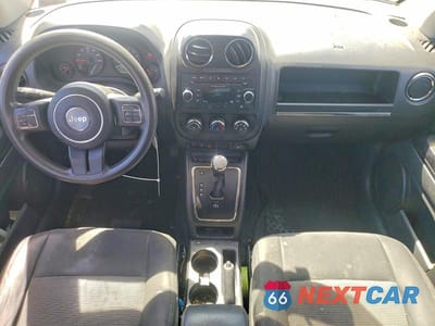 Zdjęcie 8 z 12 samochodu: 2012 JEEP COMPASS SPORT VIN:1C4NJDBB3CD539864 - miniatura