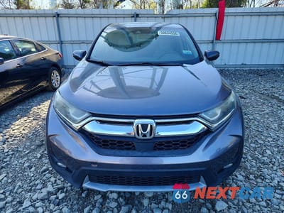 Piąte zdjęcie samochodu w środku: 2018 HONDA CR-V EX VIN:7FARW1H5XJE012644 - miniatura